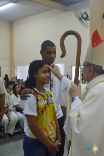 Dom-Joel-Crisma-na-Paroquia-Sao-Sebastiao-em-Piabeta Fotos-Pascom-da-Paroquia-30