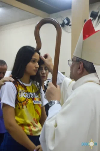 Dom-Joel-Crisma-na-Paroquia-Sao-Sebastiao-em-Piabeta Fotos-Pascom-da-Paroquia-39