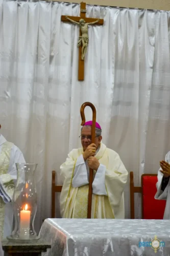 Dom-Joel-Crisma-na-Paroquia-Sao-Sebastiao-em-Piabeta Fotos-Pascom-da-Paroquia-5