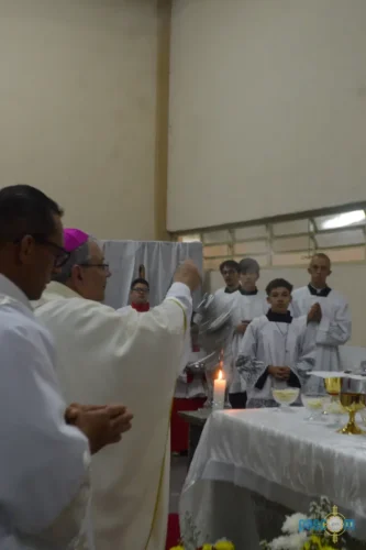 Dom-Joel-Crisma-na-Paroquia-Sao-Sebastiao-em-Piabeta Fotos-Pascom-da-Paroquia-63