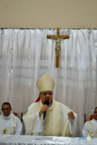 Dom-Joel-Crisma-na-Paroquia-Sao-Sebastiao-em-Piabeta Fotos-Pascom-da-Paroquia-7