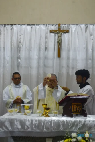 Dom-Joel-Crisma-na-Paroquia-Sao-Sebastiao-em-Piabeta Fotos-Pascom-da-Paroquia-72