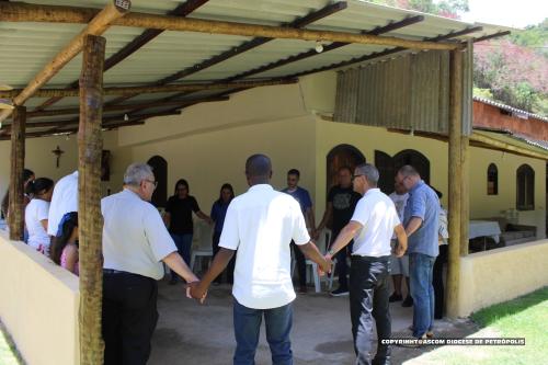 Dom Joel na Comunidade do Vale das Videiras_Paróquia de Araras_Foto Rogerio Tosta_Ascom Diocese de Petrópolis