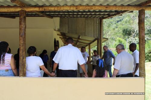 Dom Joel na Comunidade do Vale das Videiras_Paróquia de Araras_Foto Rogerio Tosta_Ascom Diocese de Petrópolis
