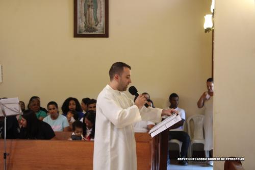 Dom Joel na Comunidade do Vale das Videiras_Paróquia de Araras_Foto Rogerio Tosta_Ascom Diocese de Petrópolis