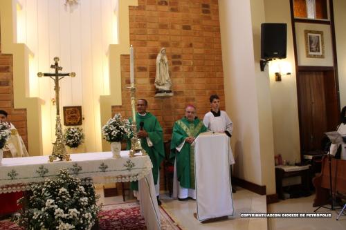 Dom Joel na Comunidade do Vale das Videiras_Paróquia de Araras_Foto Rogerio Tosta_Ascom Diocese de Petrópolis