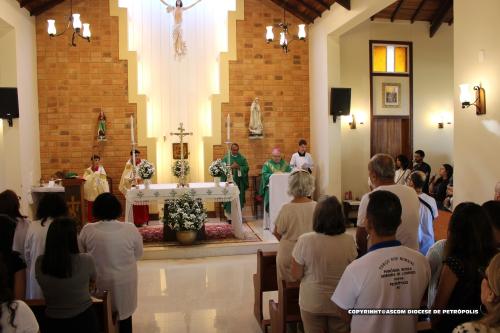 Dom Joel na Comunidade do Vale das Videiras_Paróquia de Araras_Foto Rogerio Tosta_Ascom Diocese de Petrópolis