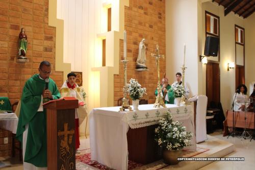 Dom Joel na Comunidade do Vale das Videiras_Paróquia de Araras_Foto Rogerio Tosta_Ascom Diocese de Petrópolis