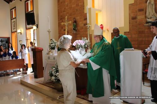 Dom Joel na Comunidade do Vale das Videiras_Paróquia de Araras_Foto Rogerio Tosta_Ascom Diocese de Petrópolis