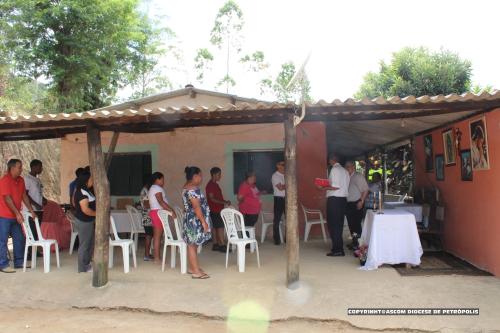 Dom Joel na Comunidade do Vale das Videiras_Paróquia de Araras_Foto Rogerio Tosta_Ascom Diocese de Petrópolis