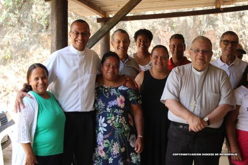 Dom Joel na Comunidade do Vale das Videiras_Paróquia de Araras_Foto Rogerio Tosta_Ascom Diocese de Petrópolis