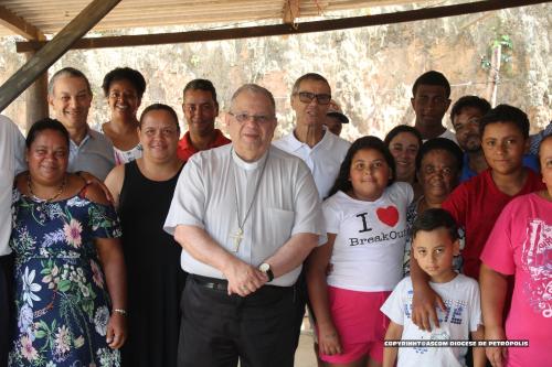 Dom Joel na Comunidade do Vale das Videiras_Paróquia de Araras_Foto Rogerio Tosta_Ascom Diocese de Petrópolis