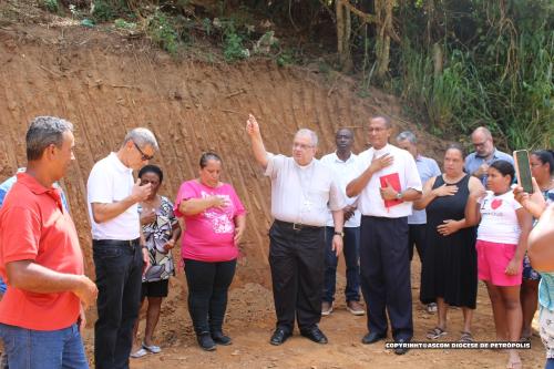 Dom Joel na Comunidade do Vale das Videiras_Paróquia de Araras_Foto Rogerio Tosta_Ascom Diocese de Petrópolis