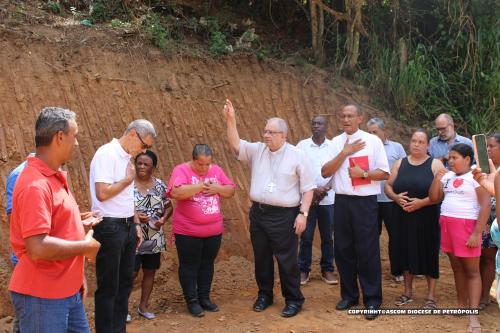 Dom Joel na Comunidade do Vale das Videiras_Paróquia de Araras_Foto Rogerio Tosta_Ascom Diocese de Petrópolis