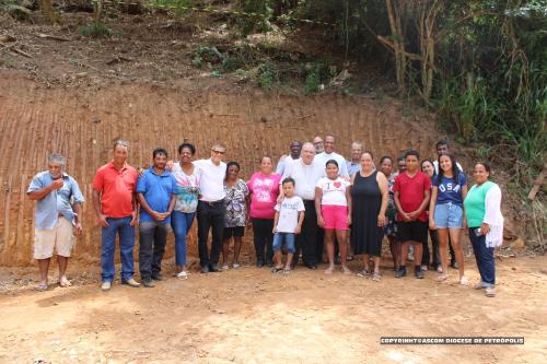 Dom Joel na Comunidade do Vale das Videiras_Paróquia de Araras_Foto Rogerio Tosta_Ascom Diocese de Petrópolis