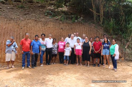 Dom Joel na Comunidade do Vale das Videiras_Paróquia de Araras_Foto Rogerio Tosta_Ascom Diocese de Petrópolis