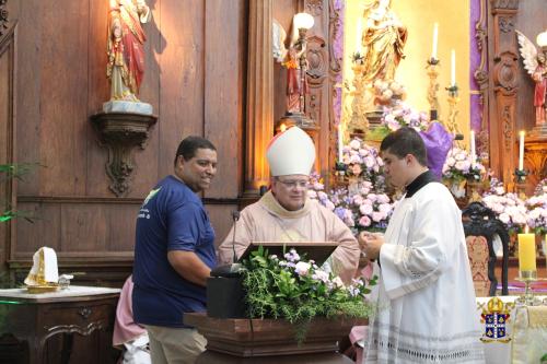 Dom Joel visita Santuário Nossa Senhora do Amor Divino