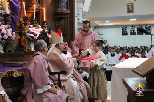 Dom Joel visita Santuário Nossa Senhora do Amor Divino