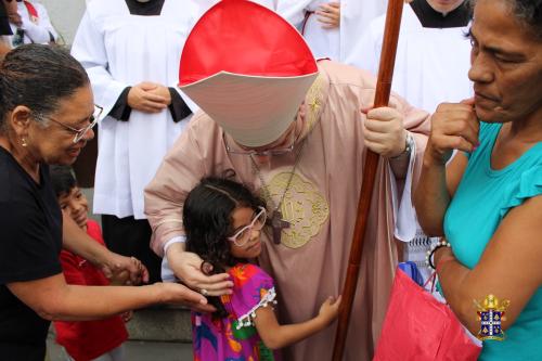 Dom Joel visita Santuário Nossa Senhora do Amor Divino