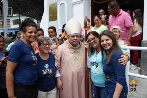 Dom Joel visita Santuário Nossa Senhora do Amor Divino