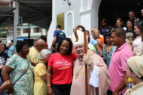 Dom Joel visita Santuário Nossa Senhora do Amor Divino