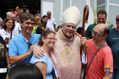 Dom Joel visita Santuário Nossa Senhora do Amor Divino