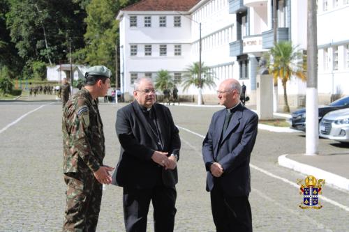 Dom Joel Visita Batalhão do Exército em Petrópolis_Fotos Rogerio Tosta