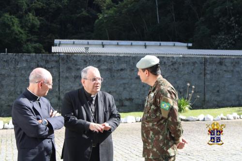 Dom Joel Visita Batalhão do Exército em Petrópolis_Fotos Rogerio Tosta