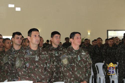 Dom Joel Visita Batalhão do Exército em Petrópolis_Fotos Rogerio Tosta