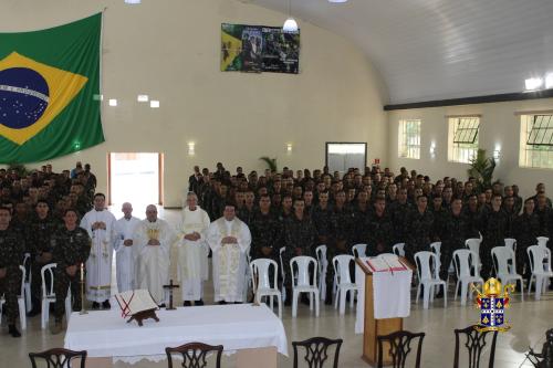 Dom Joel Visita Batalhão do Exército em Petrópolis_Fotos Rogerio Tosta