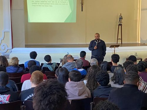 Encontro-Regional-de-Cerimoniarios-Leste-1-No-Seminario-Diocesano-22