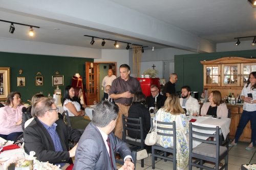 Encontro-de-Dom-Joel-com-representantes-dos-poderes-Legislativo-Executivo-e-Judiciario-1-14