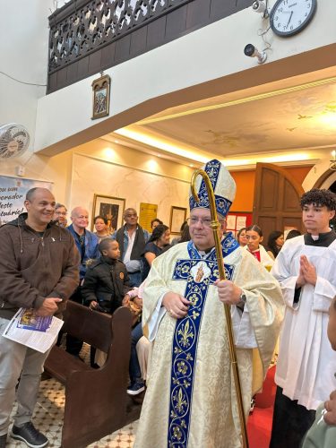 Festa-da-Padroeira-da-Diocese-Nossa-Senhora-do-Amor-Divino-14
