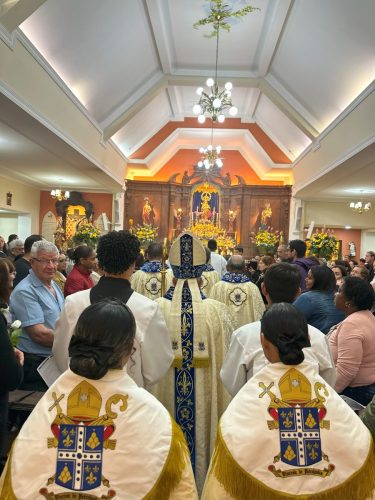 Festa-da-Padroeira-da-Diocese-Nossa-Senhora-do-Amor-Divino-20