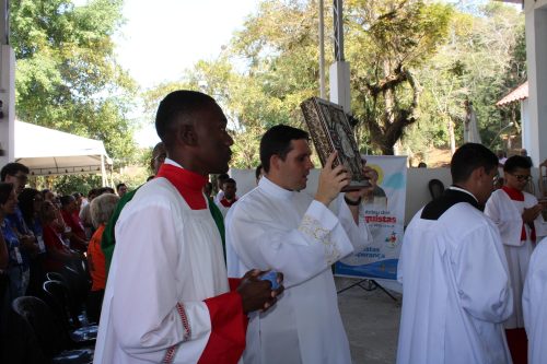 Jubileu-dos-Catequistas-na-Igreja-Jubilar-de-Poco-Bento-em-Mage-25