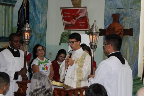 Ministerios-de-Leitor-e-Acolitos-aos-seminaristas-2025-37