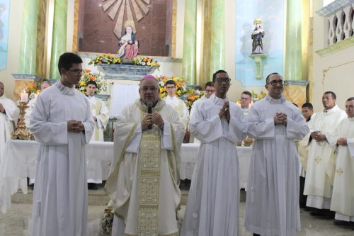 Ministerios-de-Leitor-e-Acolitos-aos-seminaristas-2025-72