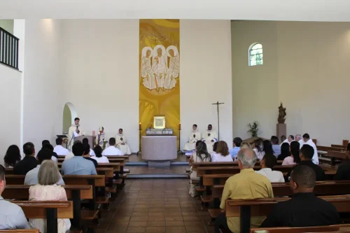 Missa-Neo-Sacerdotes-no-Convento-Madre-Regina-1