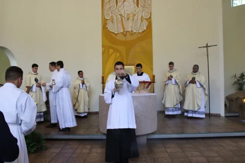 Missa-Neo-Sacerdotes-no-Convento-Madre-Regina-37