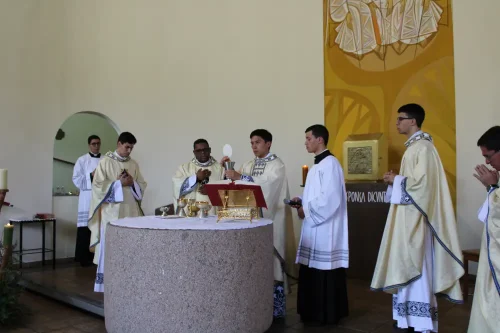Missa-Neo-Sacerdotes-no-Convento-Madre-Regina-78
