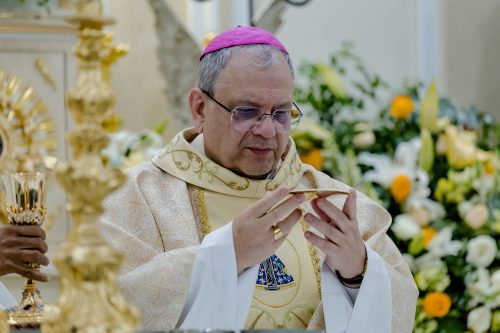 Missa-Solene-com-Dom-Joel-de-Nossa-Senhora-Aparecida-em-Piabeta-11