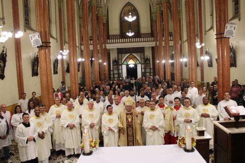 Missa-aniversario-Dom-Joel-na-Paroquia-Santo-Antonio-do-Alto-da-Serra-114