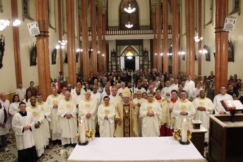 Missa-aniversario-Dom-Joel-na-Paroquia-Santo-Antonio-do-Alto-da-Serra-115