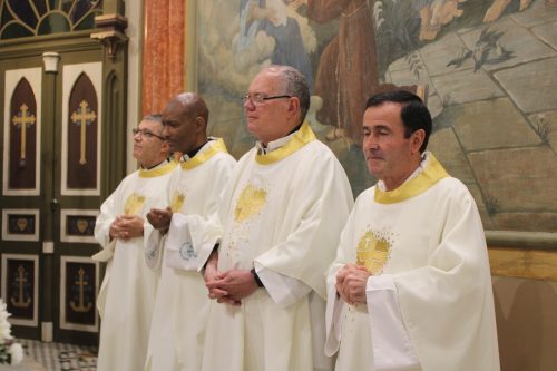 Missa-aniversario-Dom-Joel-na-Paroquia-Santo-Antonio-do-Alto-da-Serra-32