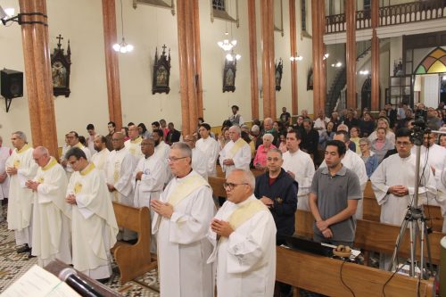 Missa-aniversario-Dom-Joel-na-Paroquia-Santo-Antonio-do-Alto-da-Serra-35
