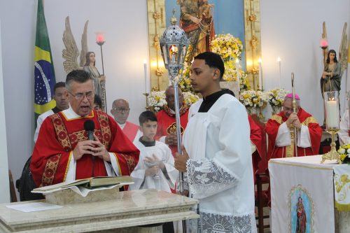 Missa-com-Dom-Joel-Paroquia-Nossa-Senhora-da-Ajuda-Guapimirim-36