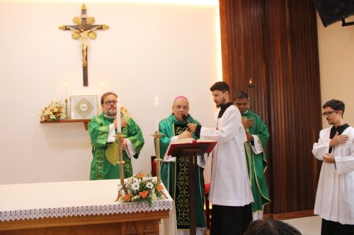 Missa-com-Dom-Joel-na-Capela-Nossa-Senhora-Aparecida Paroquia-Sao-Cristovao Teresopolis Foto-Rogerio-Tosta-11