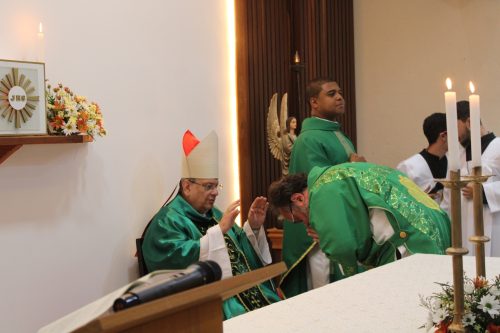 Missa-com-Dom-Joel-na-Capela-Nossa-Senhora-Aparecida Paroquia-Sao-Cristovao Teresopolis Foto-Rogerio-Tosta-17