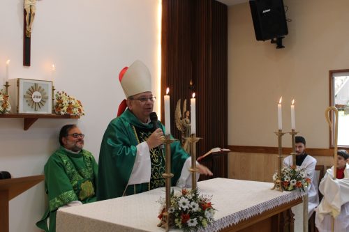 Missa-com-Dom-Joel-na-Capela-Nossa-Senhora-Aparecida Paroquia-Sao-Cristovao Teresopolis Foto-Rogerio-Tosta-21