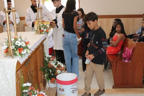 Missa-com-Dom-Joel-na-Capela-Nossa-Senhora-Aparecida Paroquia-Sao-Cristovao Teresopolis Foto-Rogerio-Tosta-40